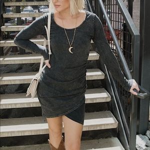 Long sleeve grey bodycon dress